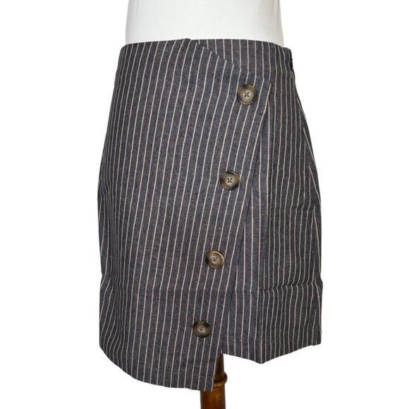 Chic Blue Denim Striped Asymmetric Pencil Skirt with Buttons - Picture 8 of 16